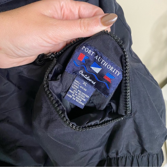 Port Authority Outdoors John Deere Reservable Fleece Zipup Vest Black Green - Picture 2 of 9